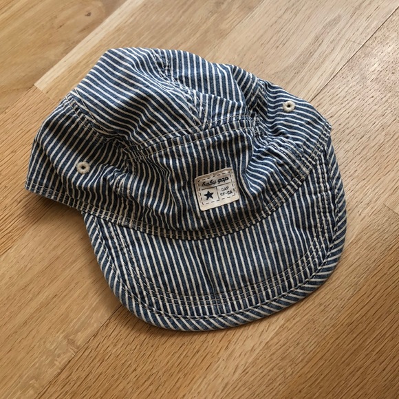 GAP Other - Gap hat 18-24 months GAP Other - Gap hat 18-24 months